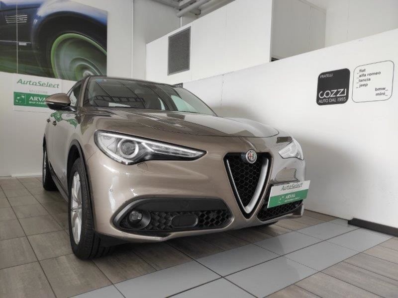 ALFA ROMEO Stelvio Stelvio 2.2 Turbodiesel 190 CV AT8 Q4 Executive - Cozzi